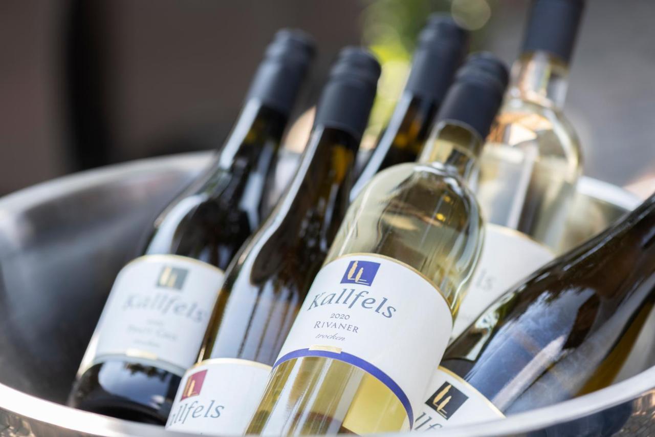 Wein Und Landhaus Kallfels Krov Ngoại thất bức ảnh